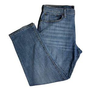 Lucky Brand Mens 223 Mid Rise Straight Jeans